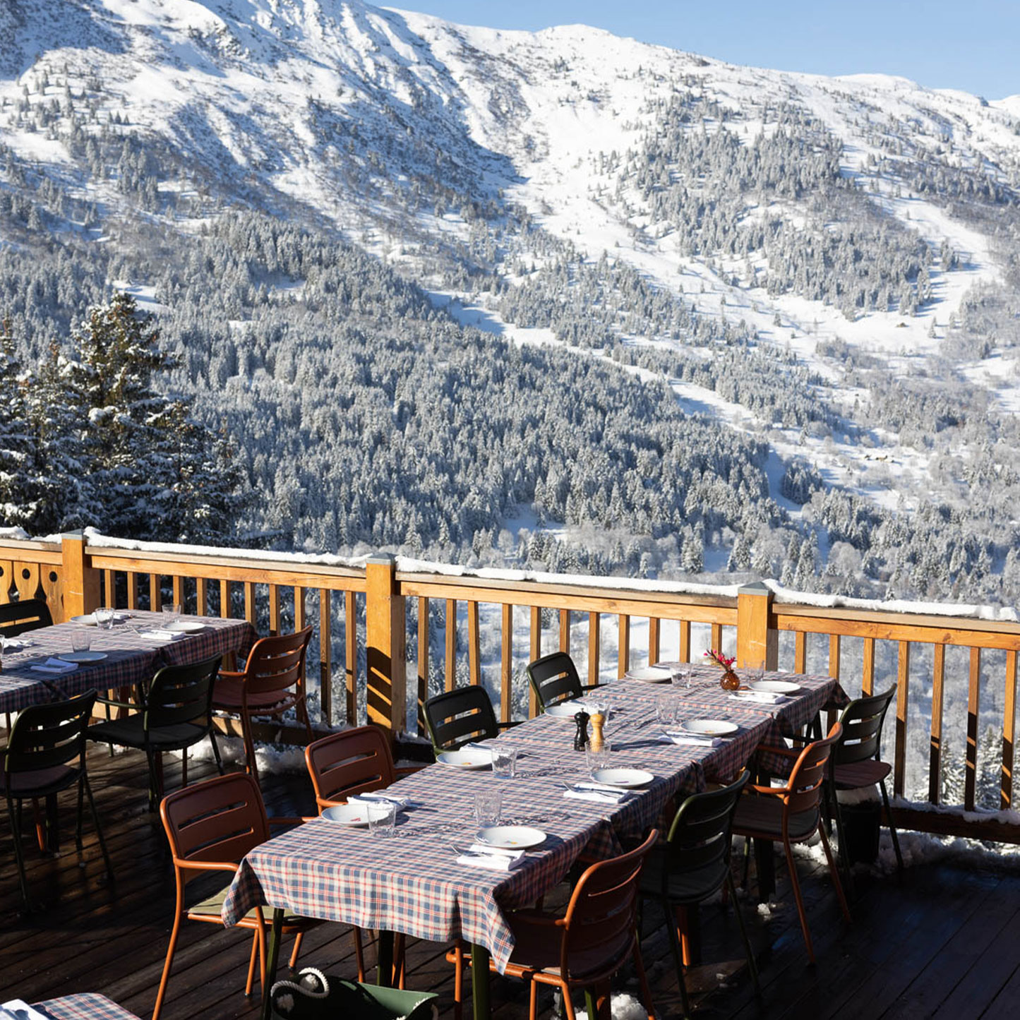 beefbar table in french alps