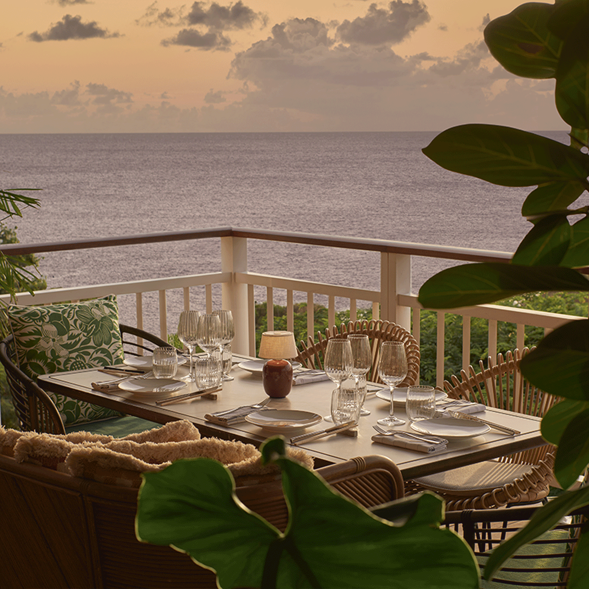 restaurant with sea view