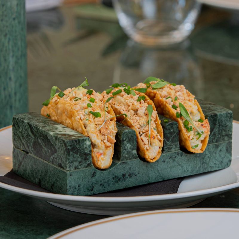crab tacos beefbar airelles gordes