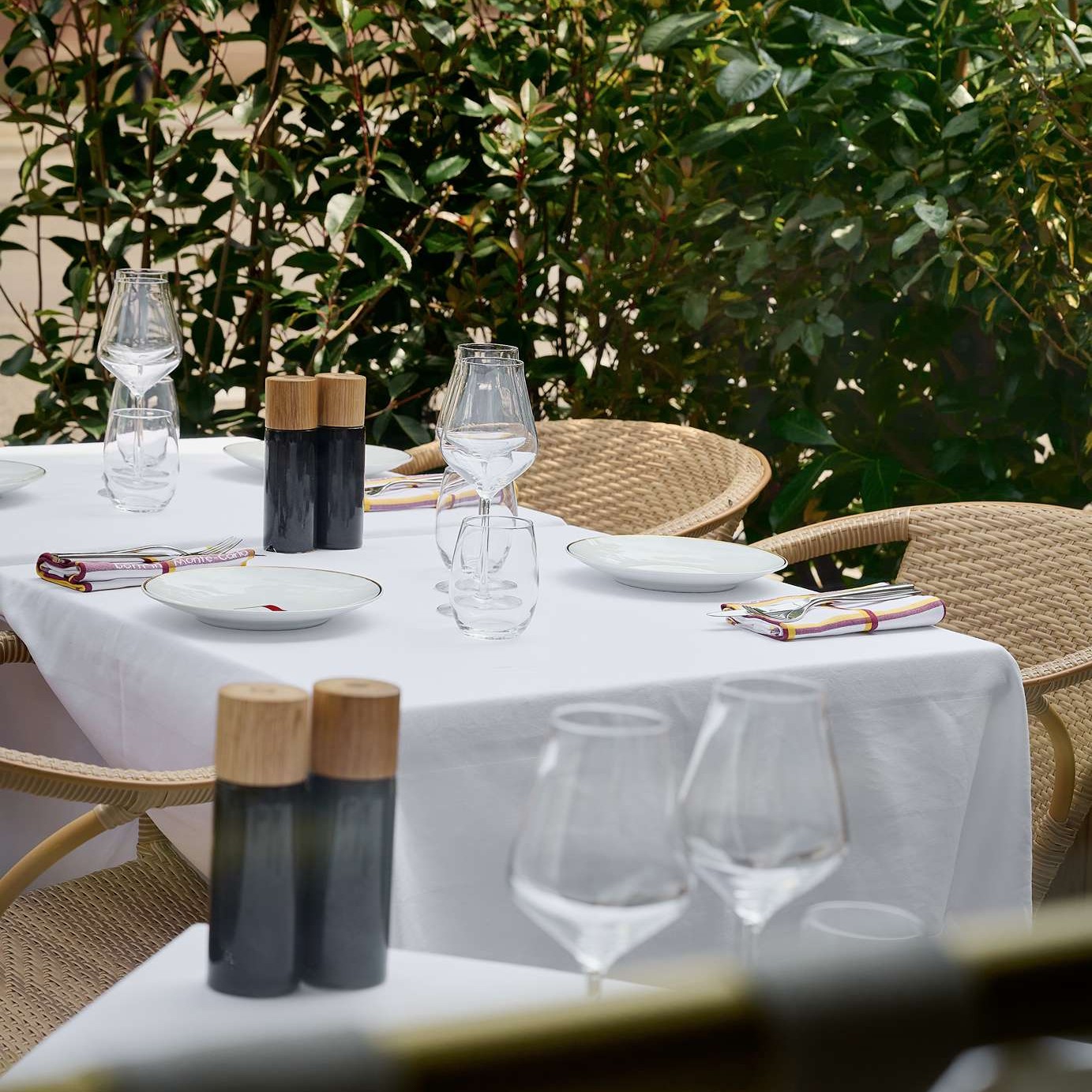 petit beefbar strasbourg terrace outdoor summer