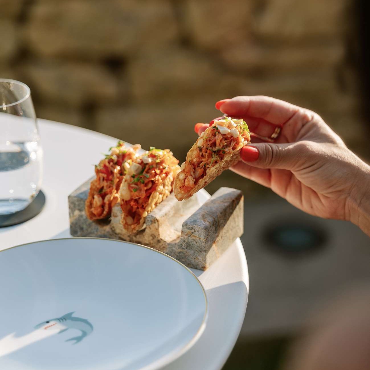 airelles restaurant beefbar hotel gordes sud france