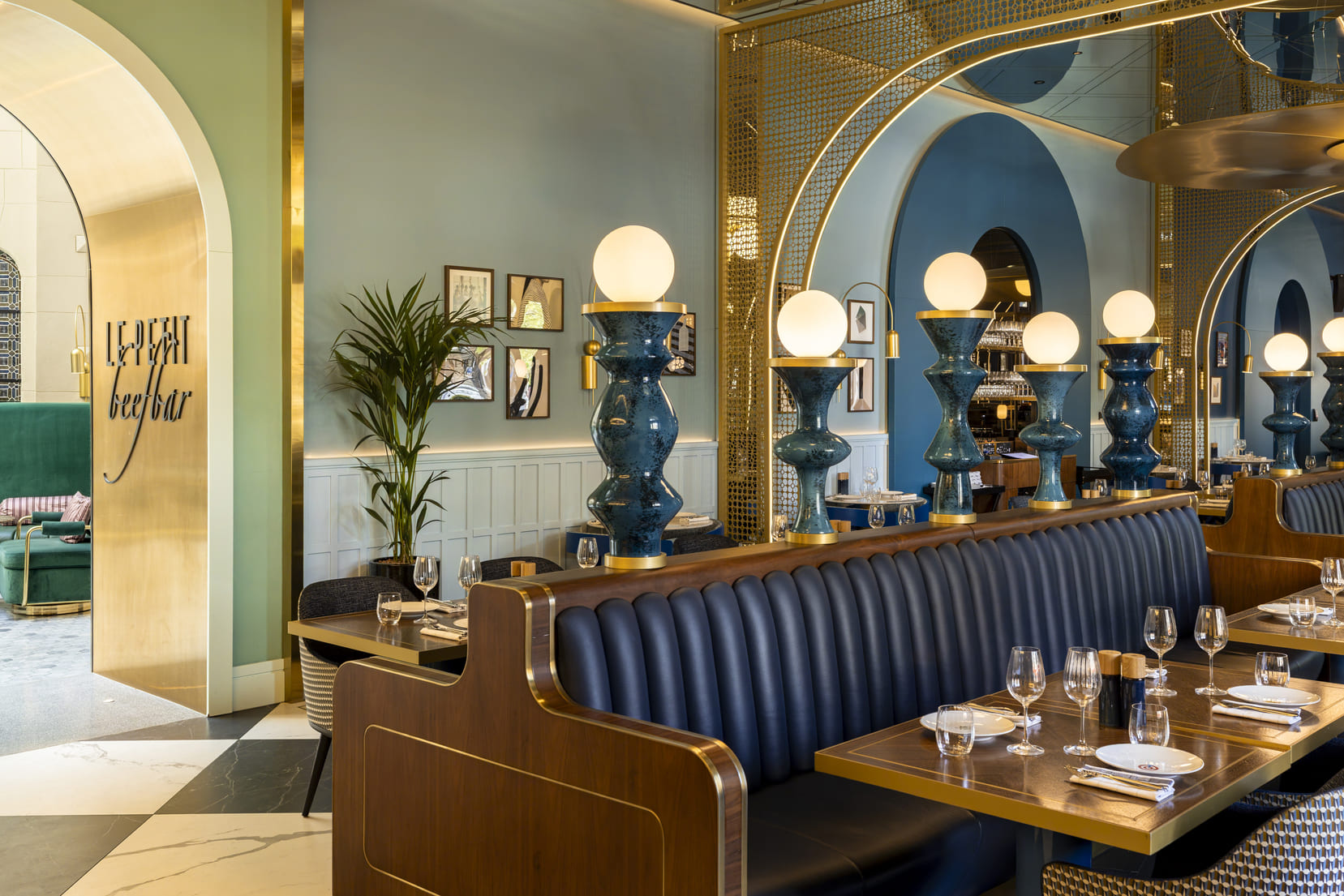 restaurant room petit beefbar budapest