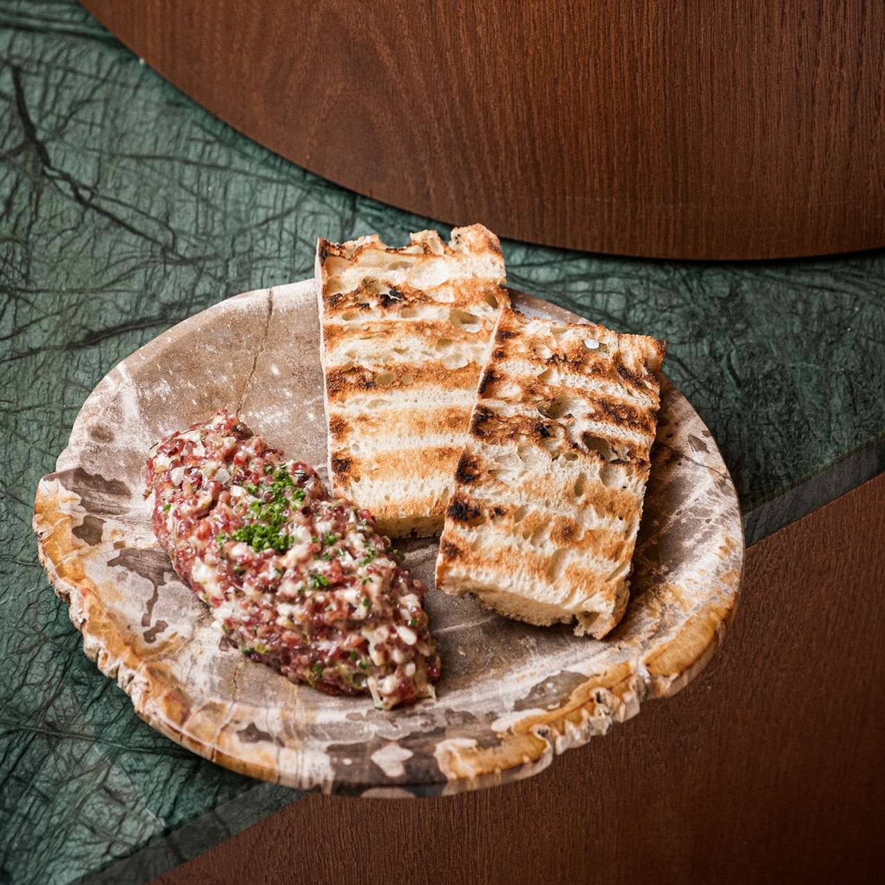 beefbar tartar jamon capres sauce