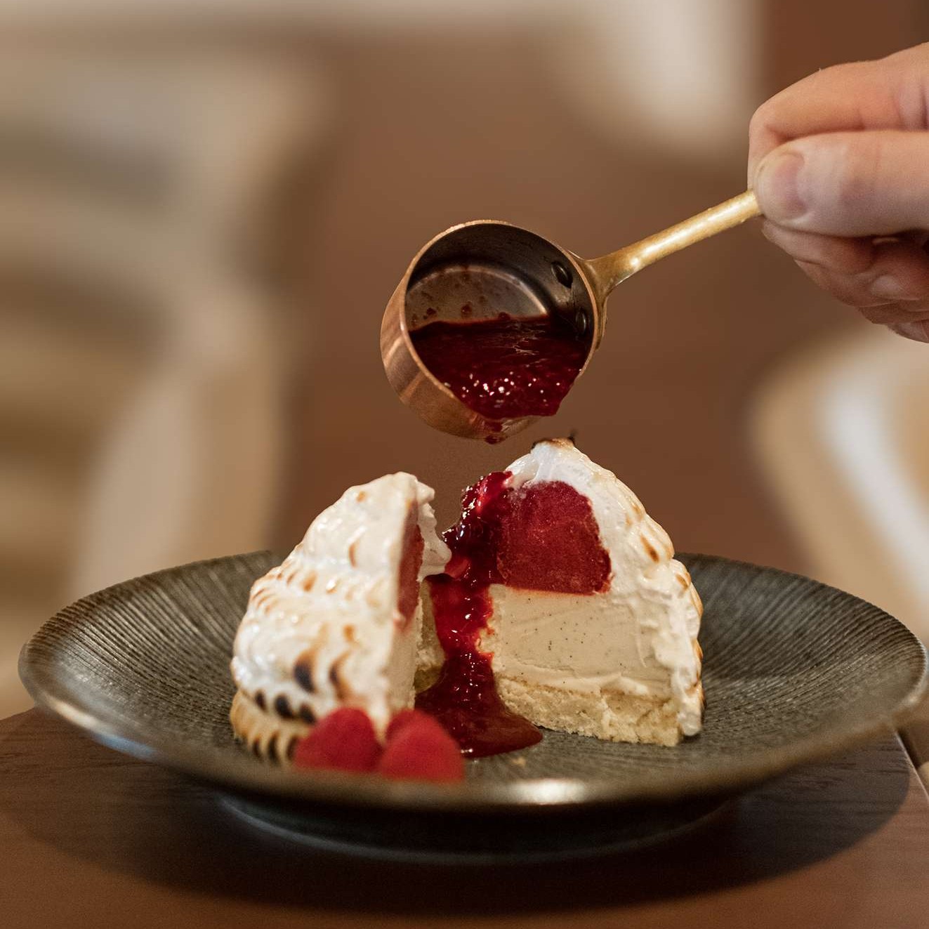 omelette norvegienne vanilla biscuit raspberry meringue beefbar dessert