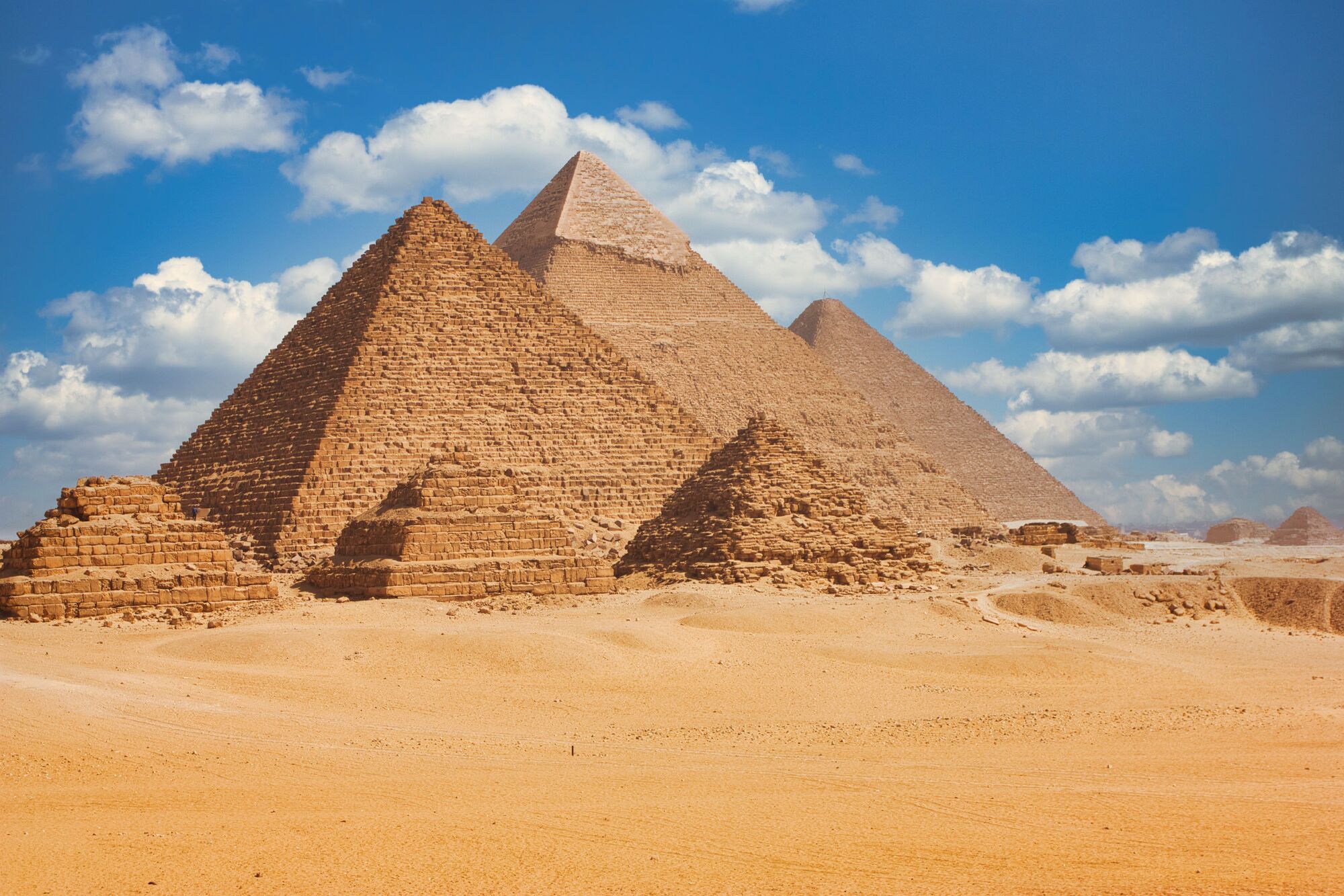 Pyramid of Cairo Giza