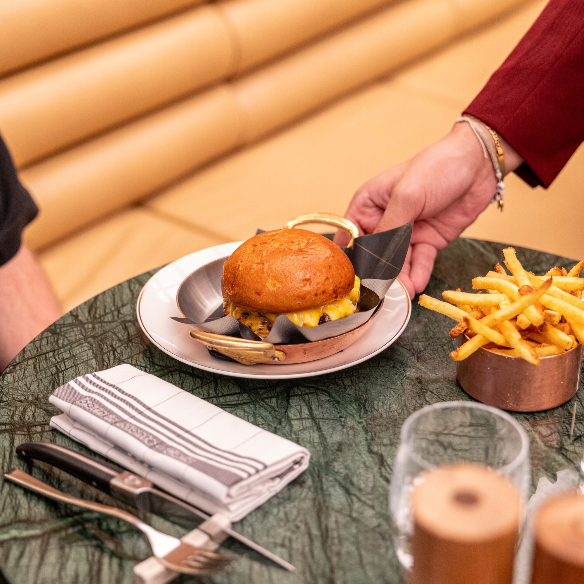 burger restaurant with bun cheddar and smash beef