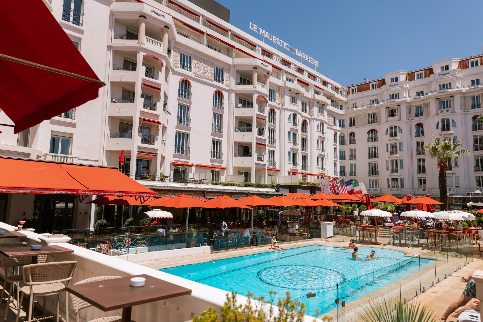 restaurant beefbar at cannes